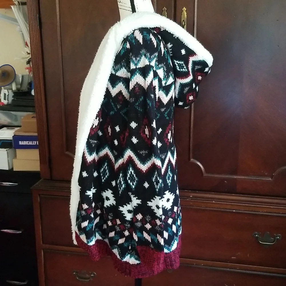 Cardigan - Picture 5 of 6